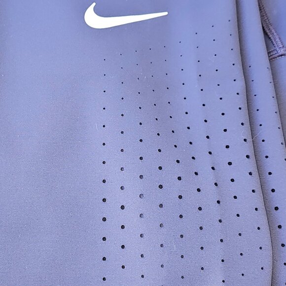 Nike Epic Luxe Mid-Rise Crop Pocket Running Leggings,plus size 1X purple - Picture 1 of 3